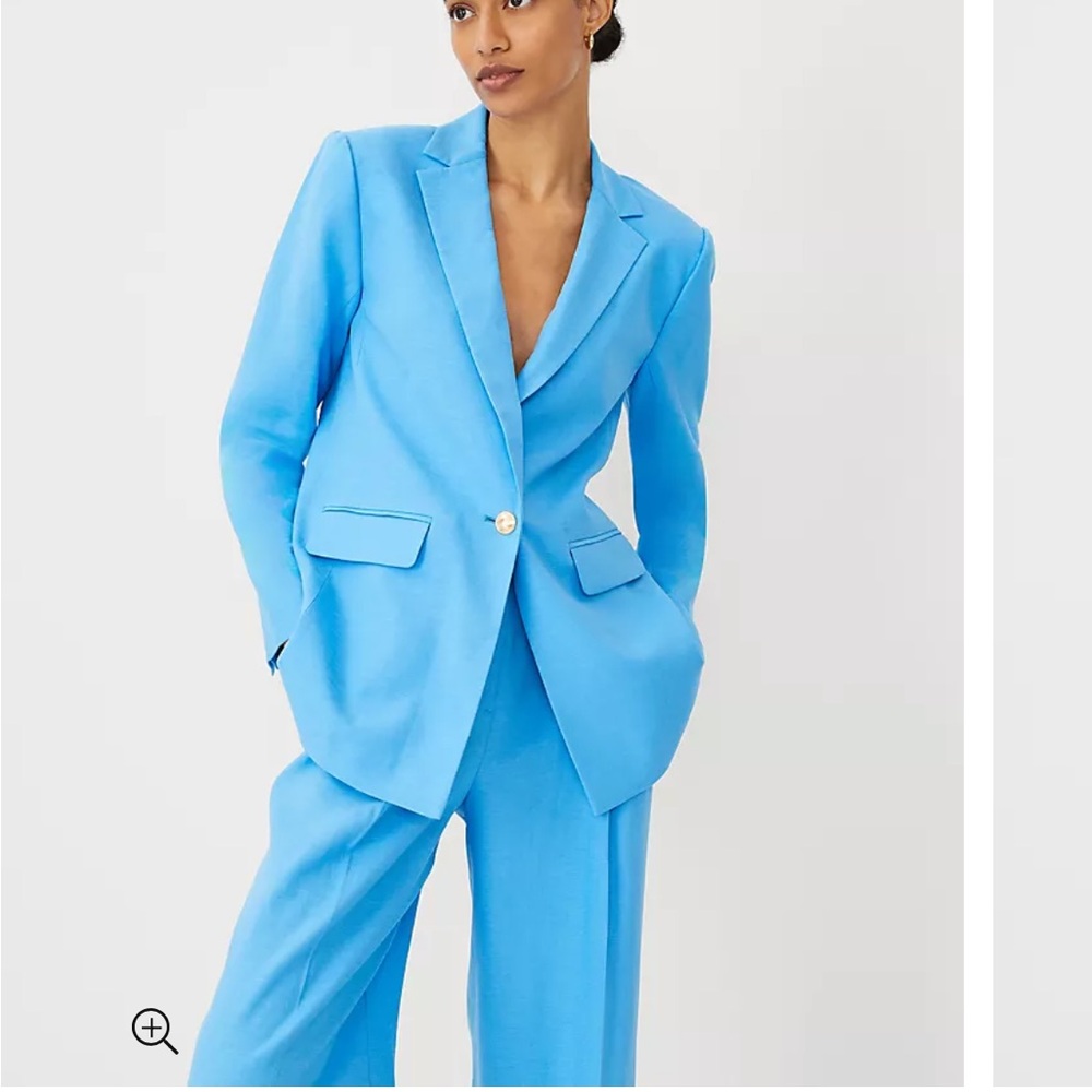 Textured Long Notched Collar Blazer